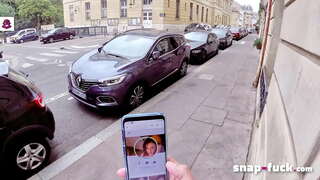 Flora Milano: e Ëmbël student me syzet e do të thithë &amp;amp; udhëtim karin! Snap-fuck.com