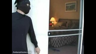 Masker Njerëzit Fucked, apo më gjeti mua Masker Njerëzit Fucked, apo më gjeti mua