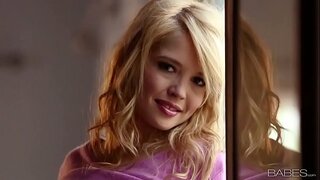 Babes - मिजासखोर असं Fox