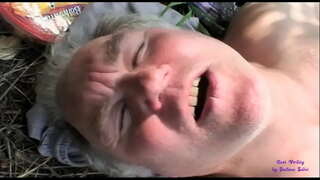 Энэ нь давхар далайн гахай хардаг настай хоер эрэгтэй галзуугийн нээлттэй хөдөө тэднийг нэгдэв